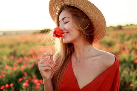Самые стойкие и шлейфовые женские духи