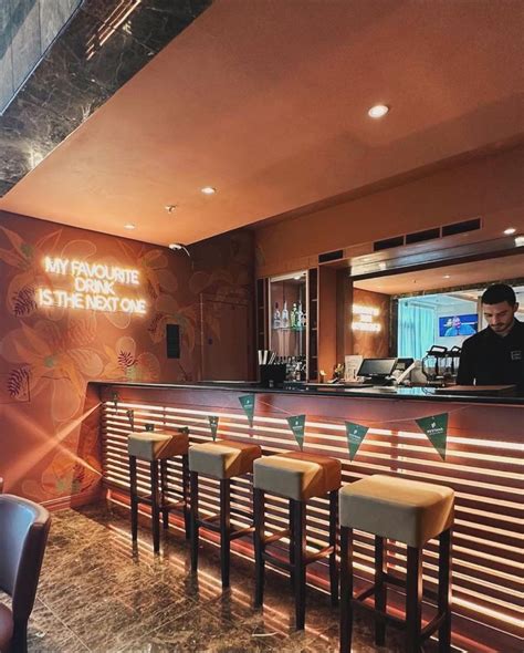 IBL Lighting on LinkedIn: #ibllighting #pestanachelseabridge # ...