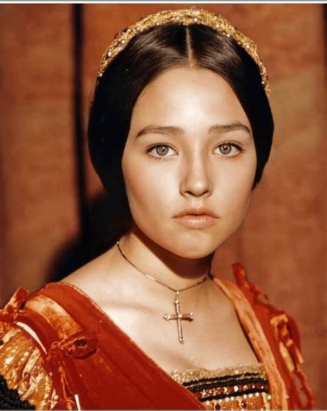Olivia Hussey 1968 : r/OldSchoolCool