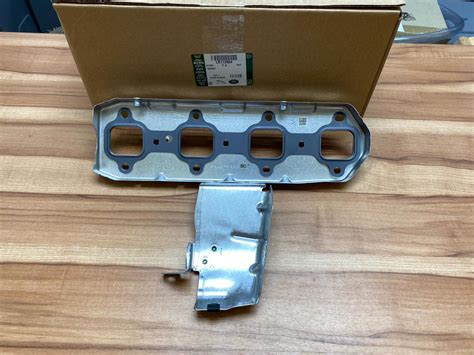 LR174018 LR112664 Egzoz Manifold Contası Range Rover Discovery | Land ...