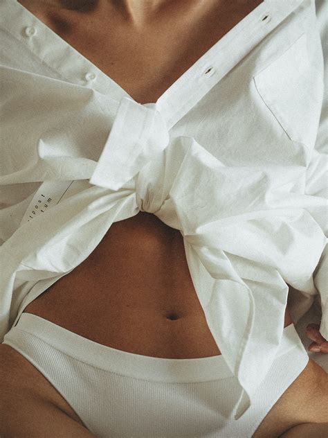 What Is the Average Age of Perimenopause Onset? Early Signs