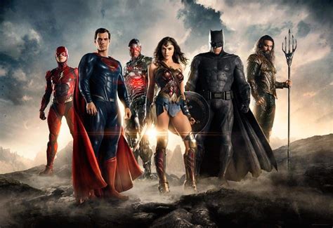 sdcc      justice league  cast poster  dc