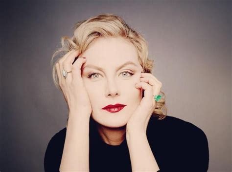 Рената Литвинова без макияжа: 52-летняя актриса не выглядит на свой ...