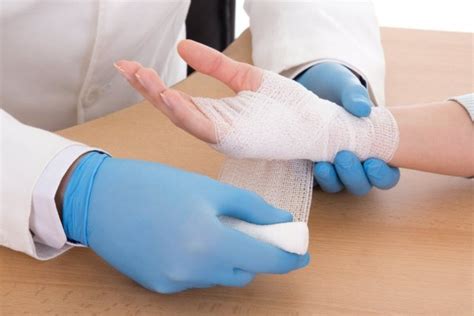 Перелом кисти руки, перелом кисти со смещением | MedAboutMe