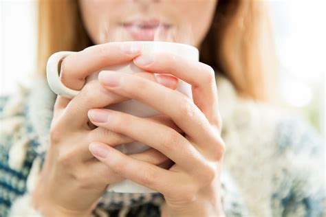 8 ways that drinking coffee is connected to better health and a longer