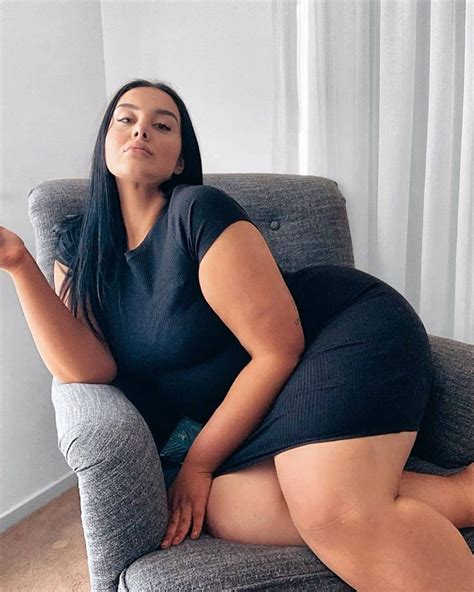 pin  thick thighs