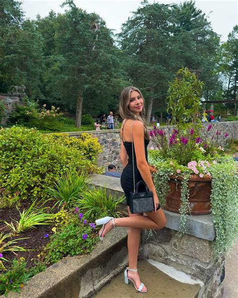 sienna rae (@sienna_richardsonn) • Instagram photos and videos