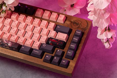 I made a custom wooden keyboard based on Calli! : r/Hololive