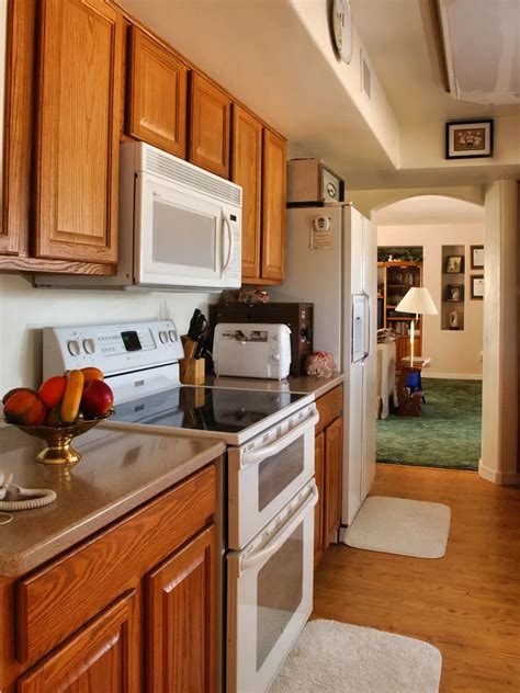 Image: Galley Kitchen - Monolithic Dome Institute