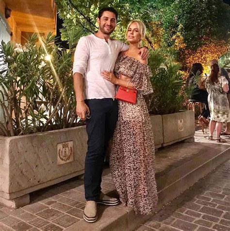 Caroline Stanbury's Family Secrets: The Shocking Truth Revealed! Image 7