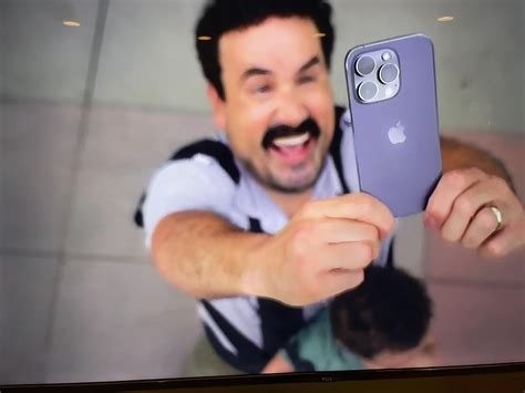 I know NO ONE who wants the iPhone 14 : r/CommercialsIHate