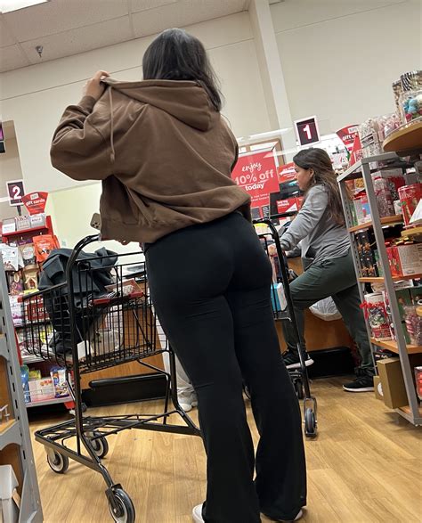 Thickest Asian ever!! (First Post) - Spandex, Leggings & Yoga Pants - Forum