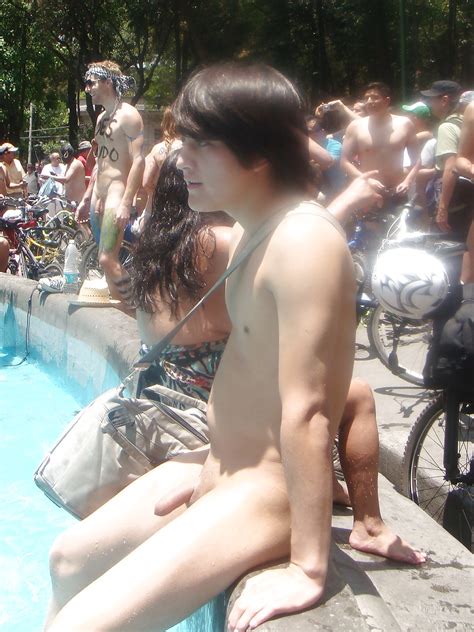 nude men  public  pics xhamster