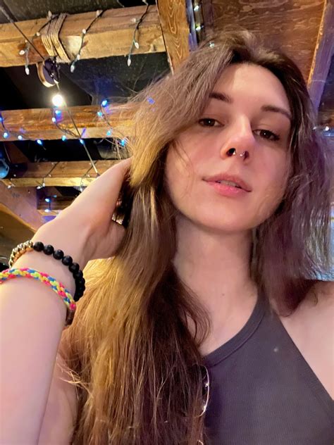 The Unbelievable Story Behind Yurtgirl Sophie: From Unknown to Icon - koujox0
