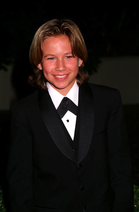 '90s Heartthrob Jonathan Taylor Thomas, Now 43, Lives Quietly Out of