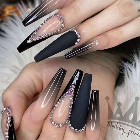 Pin by Ely Roman on Uñas | Stylish nails, Acrylic nails, Nail designs