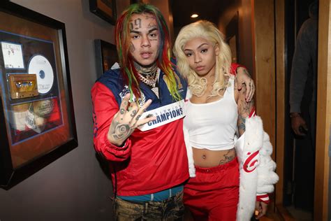 Tekashi 6ix9ine’s Facing New Assault Rap For Choking Out Fan At Mall