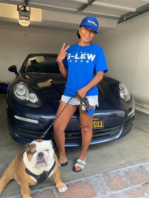 Community Highlights: Meet Kenya Ware of Kenya Ware Films / A Buzy Girl