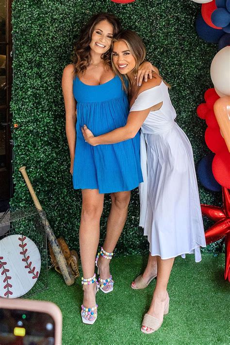 Jessie James Decker’s Sister Sydney Rae Bass Gives Birth to ‘Perfect