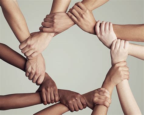 people holding hands    circle