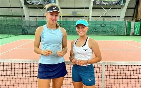 özlem uslu_aysegül_mert | ENKA SPORTS CLUB