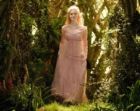 Elle Fanning Maleficent Hair
