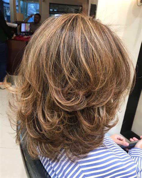 Blowout Hairstyles For Medium Length Hair | dev.onallcylinders.com