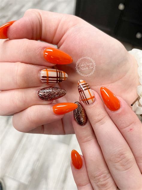 Fall plaid nails | Plaid nails, Thanksgiving nails, Fall acrylic nails