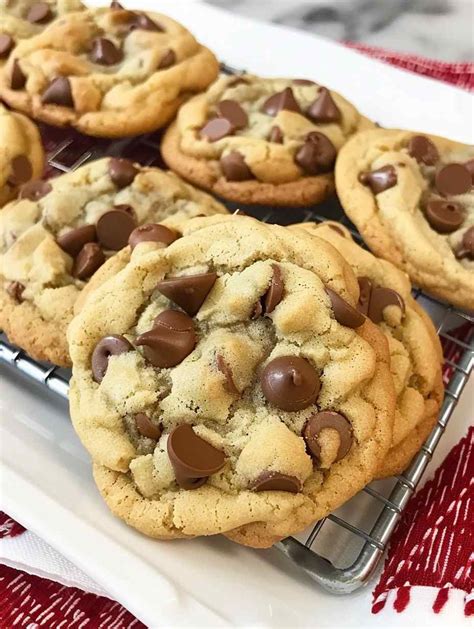 Toll House Chocolate Chip Cookies - Quick Homemade Recipes