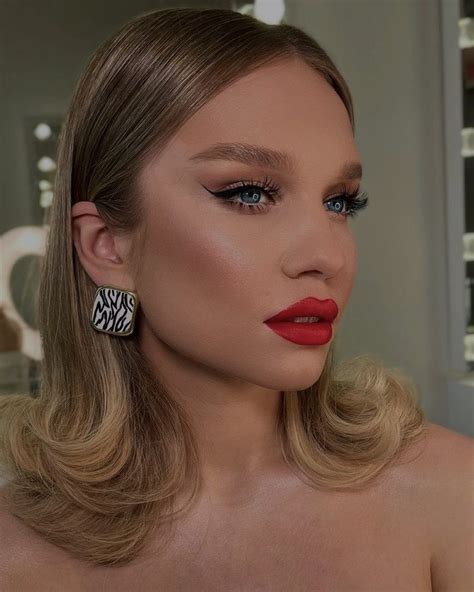Макияж для голубых глаз | Wedding makeup looks, Red lip makeup, Makeup ...