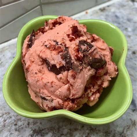 ice cream with red velvet cake