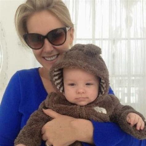 EGO - Ana Hickmann mostra filho com roupa fofinha: 'Meu mundo ...