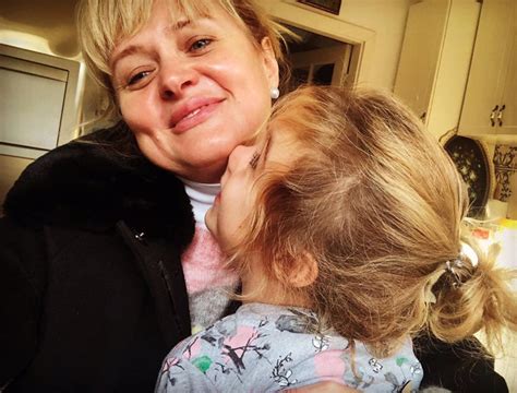 Анна Михалкова показала фотографию дочери-первоклассницы - Экспресс газета