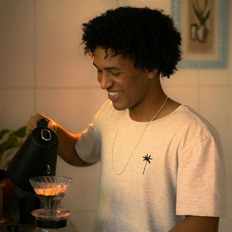 Hot+Milana+Vayntrub Photos, Download The BEST Free Hot+Milana+Vayntrub