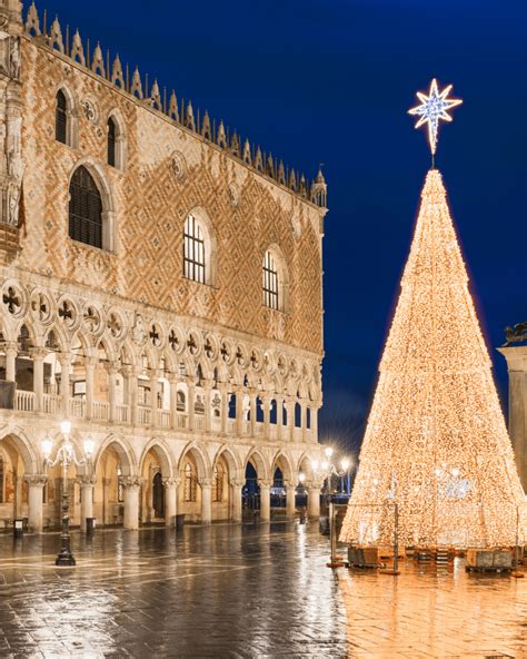 Venice in December: Art, Culture, and Festive Atmosphere