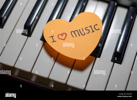 piano and heart Stock Photo - Alamy