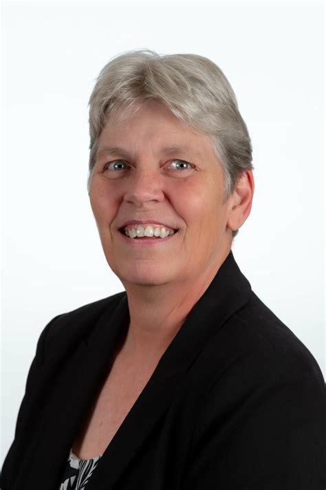 Our staff explains how to submit Boulger funeral home obits properly 3