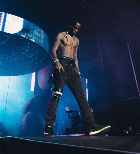 Travis Scott On Stage Wallpapers - Top Free Travis Scott On Stage ...