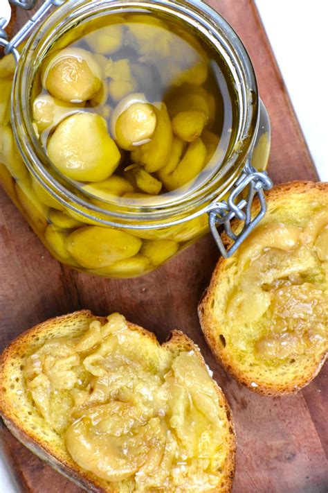 Garlic Confit Recipe (How to Make Garlic Confit)