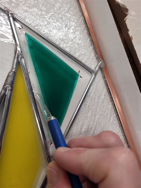 Nourish Your Soul Through a Symphony of Light and Colour: Bonding Green