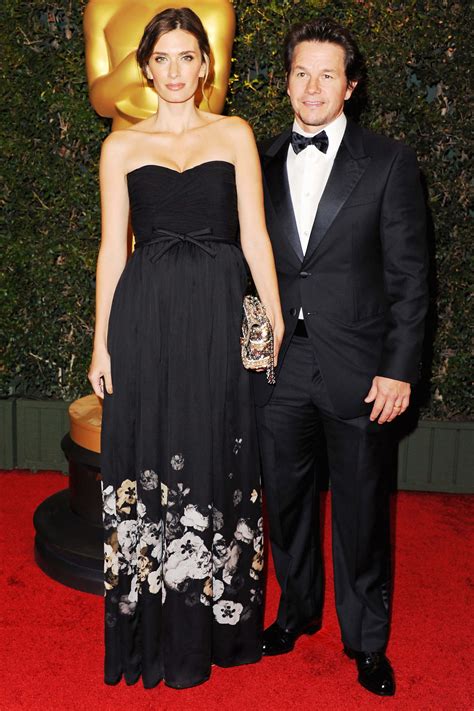 Tall Women and Short Men Couples: Dating and Relationships | Fashionterest