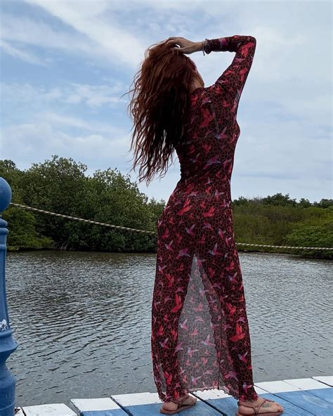 Valentina Lizcano's feet