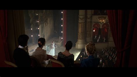 The Age of Innocence (1993) - bluscreens