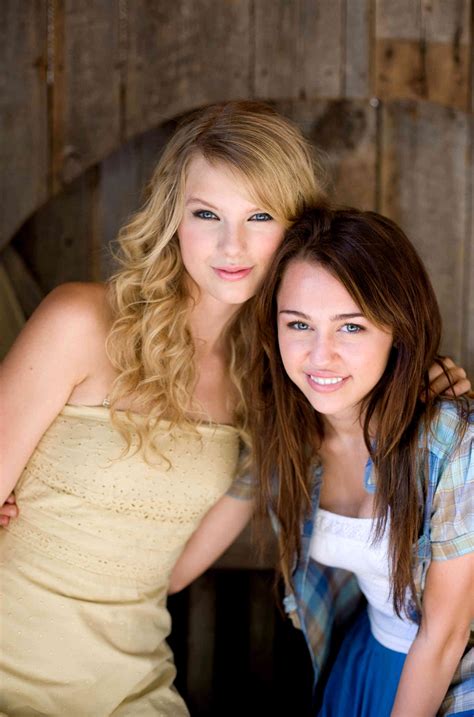 Selena Gomez's Hidden Talents: You'll Be Amazed! Image 7