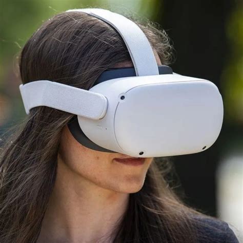 Купить Шлем виртуальной реальности Oculus Quest 2 128 GB - компания ...