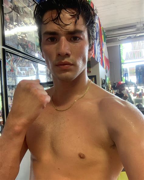 Giovanni Cabrera Wikipedia, Biography, Age, Height, Fights, Matches