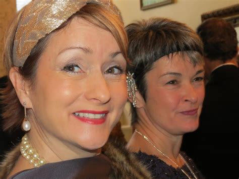 Guests all dress up in #1920's costume and look glamorous for Richard