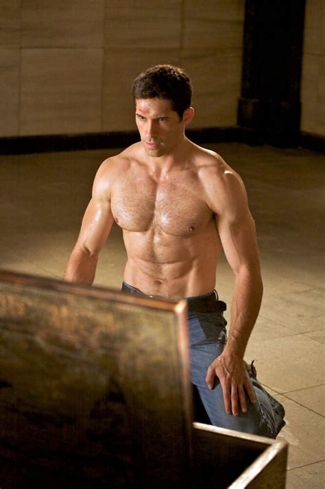 El caso Scott Adkins: “el último héroe de acción verdadero” no ha