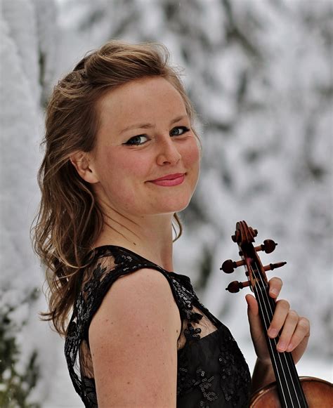 Natasha Hall - Violin | Official Website