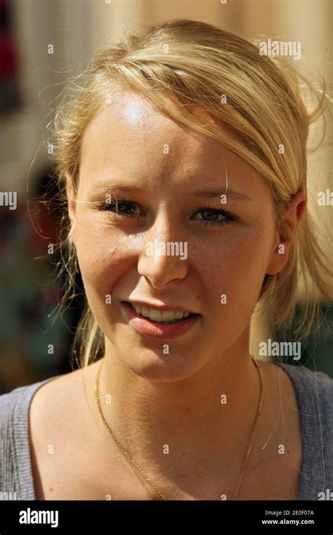 Marion Maréchal Body : Marion Marechal Le Pen Wiki Age Body ...
